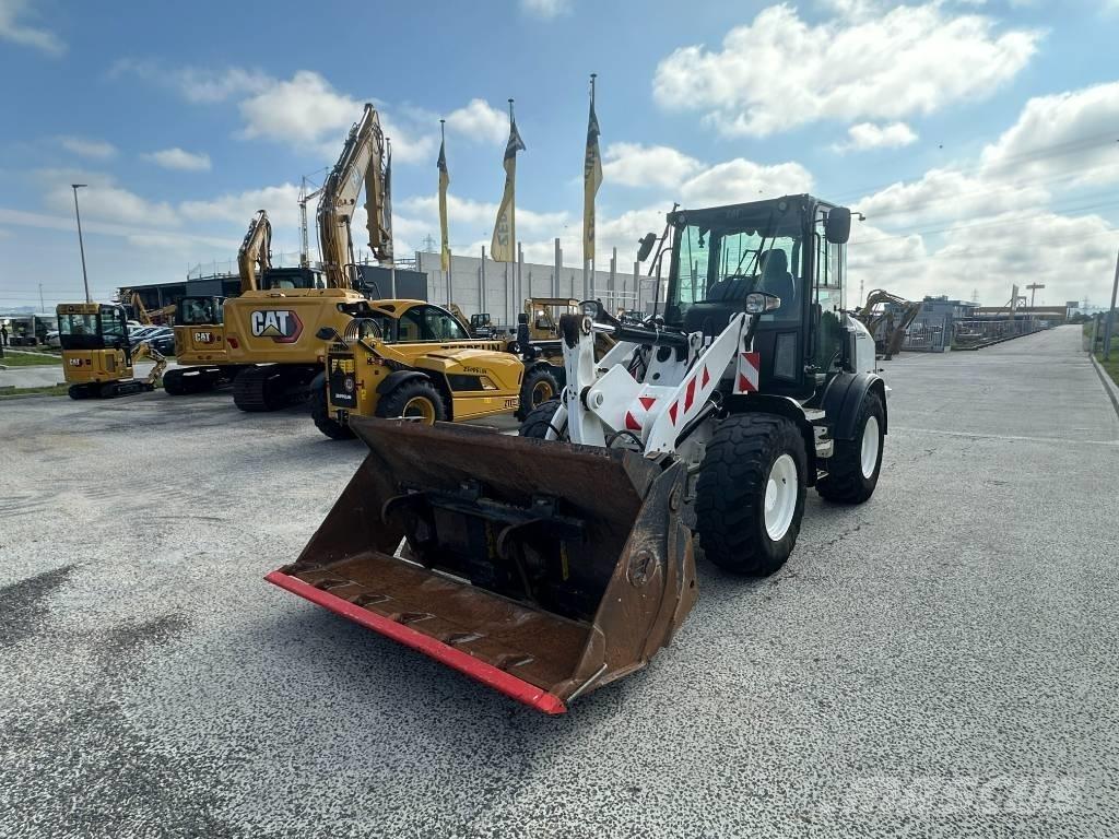 CAT 908 M 轮式装载机
