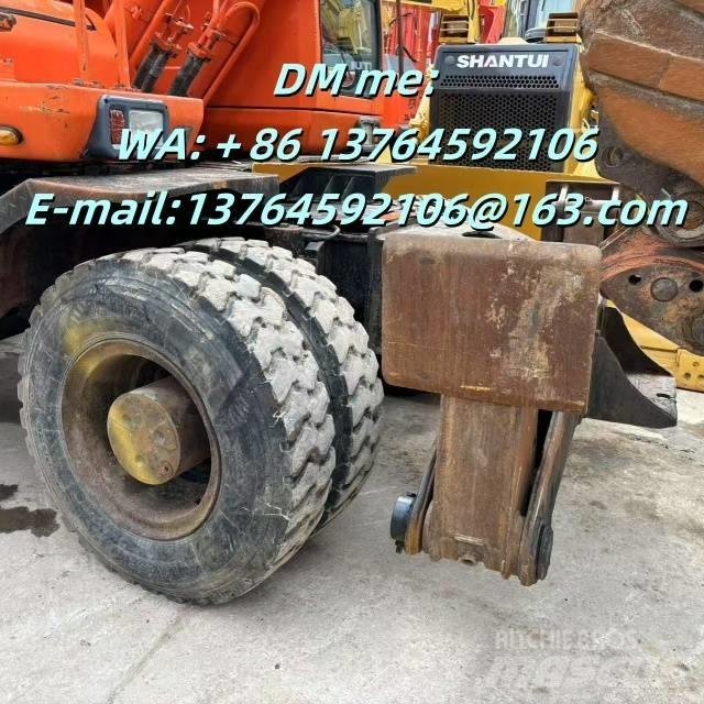 Doosan DH 210 W-7 轮式挖掘机