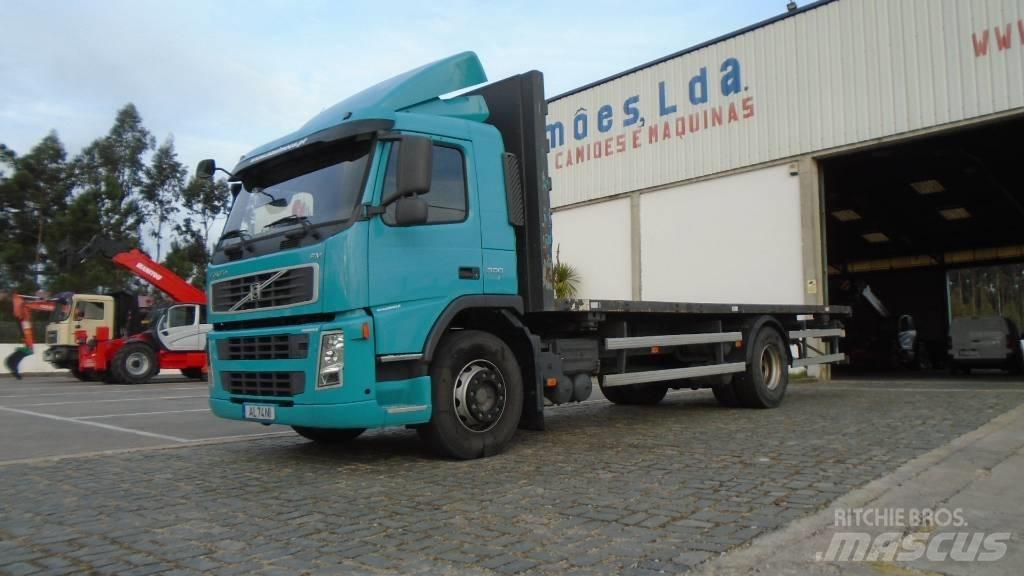 Volvo FM 9 300 平板栏板货车