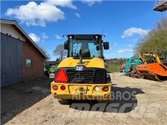 CAT 906 轮式装载机