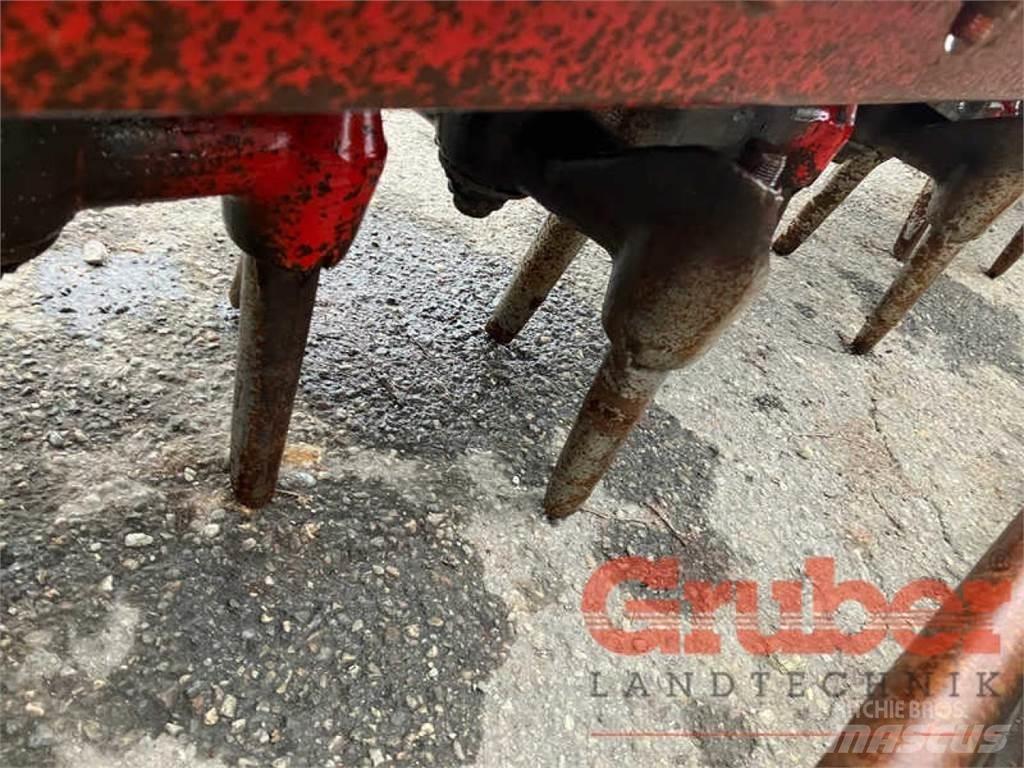 Lely 3000 动力旋转耙