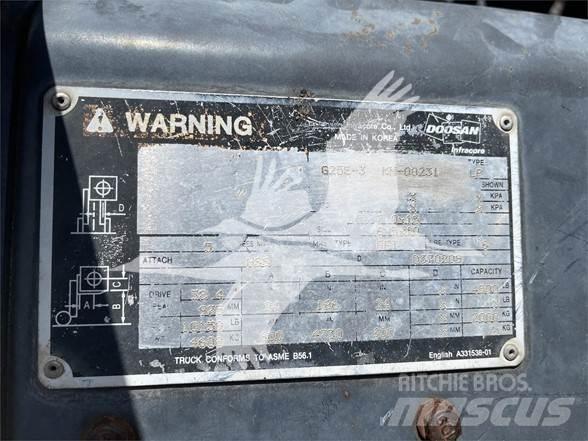 Daewoo G25E-3 柴油叉车