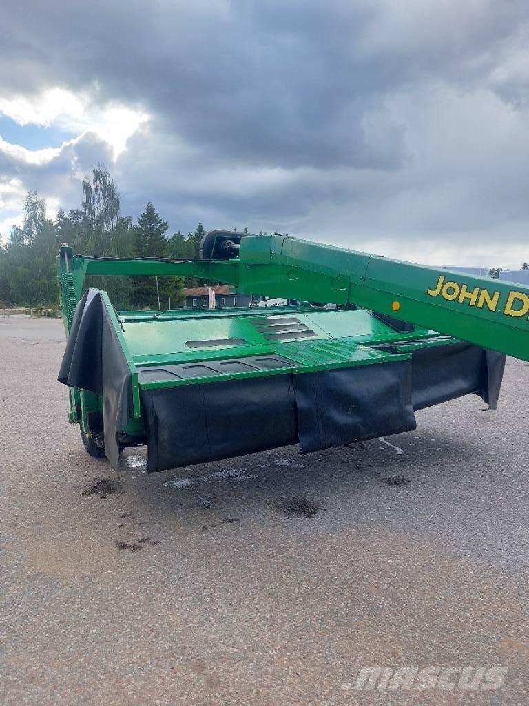 John Deere 735 割草调节装置