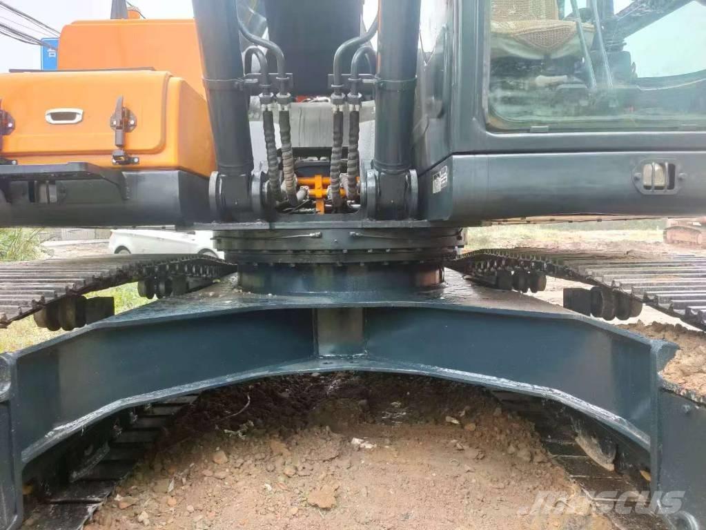 Hyundai 220LC-9S 履带挖掘机