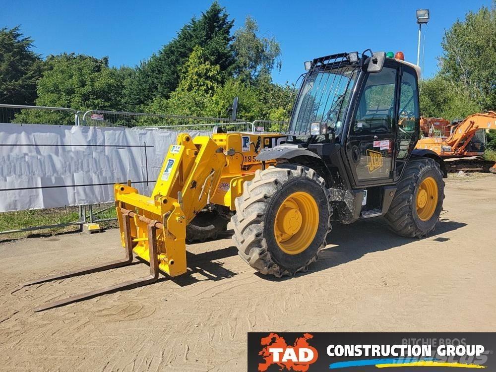 JCB 531-70 伸缩臂叉装车|叉装车