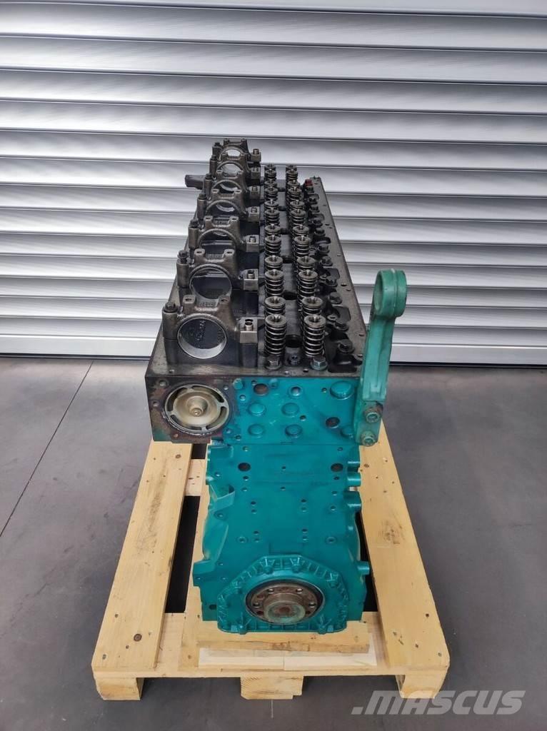 Volvo D13K 发动机