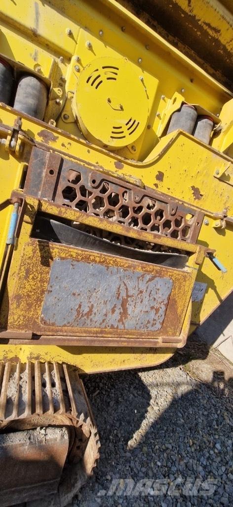 Keestrack B4 移动式破碎机