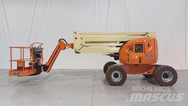 JLG 450 AJ 曲臂高空工作平台