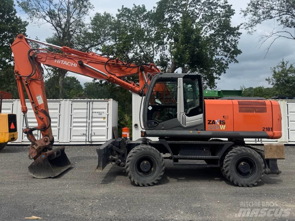 Hitachi ZX 220 W-3 轮式挖掘机