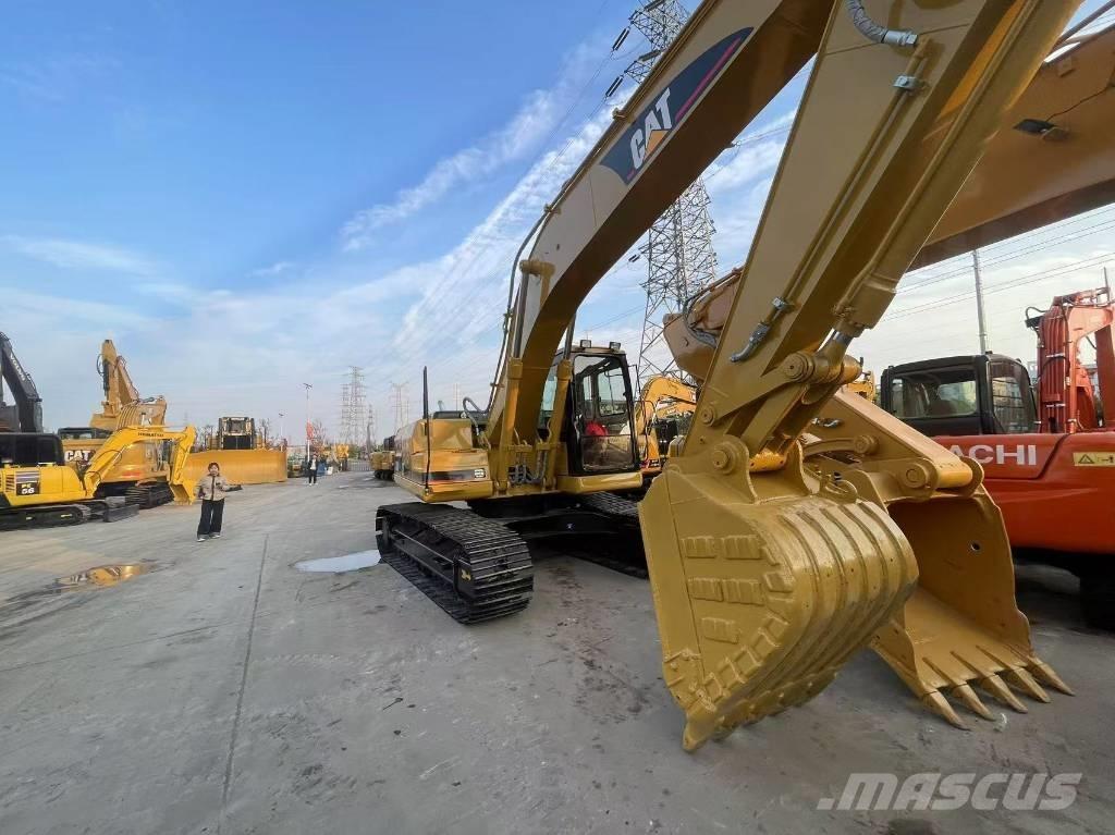 CAT 320 B 履带挖掘机