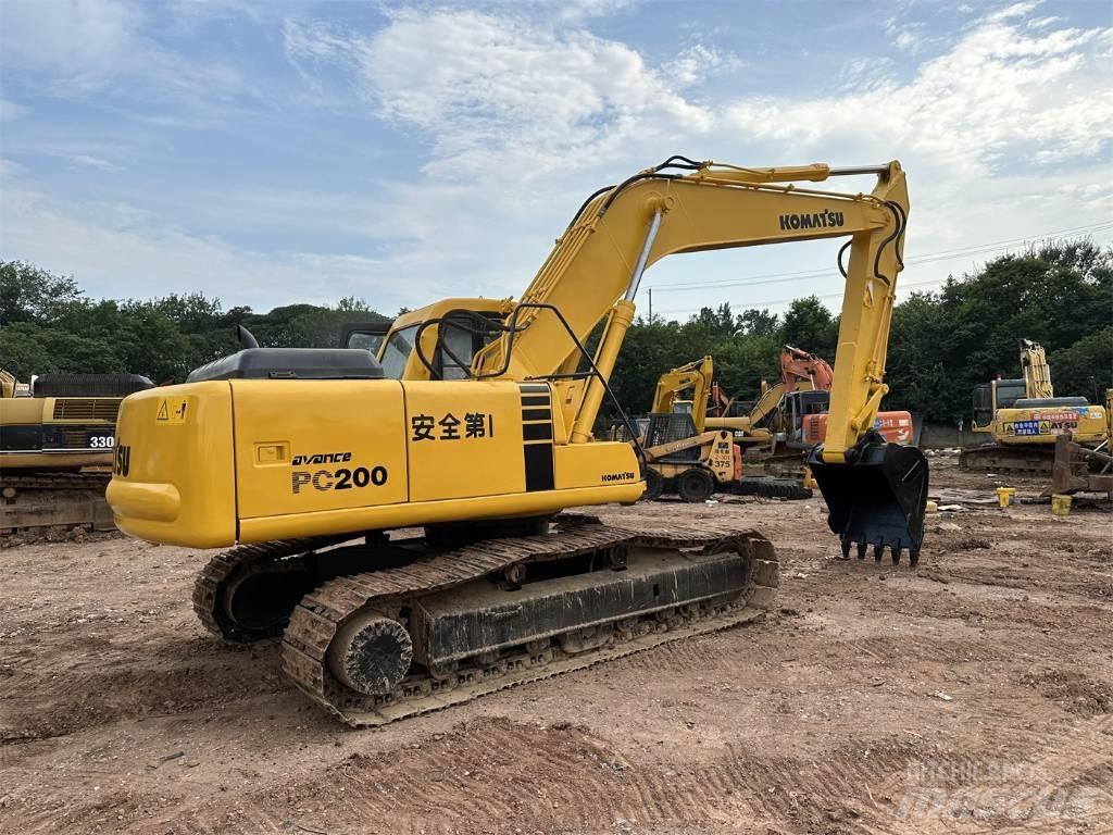 Komatsu PC 200 履带挖掘机