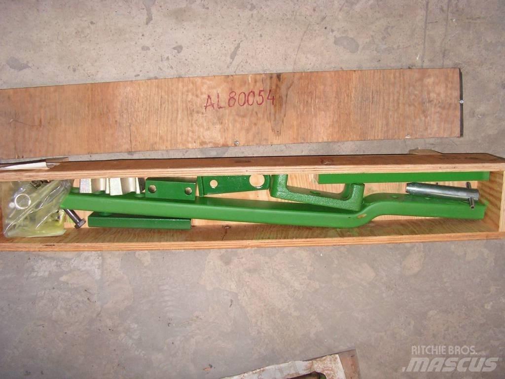 John Deere 6910 底盘和悬架