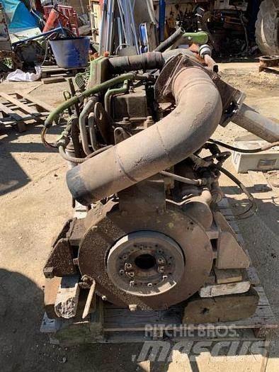 Cummins 6CTA .9 发动机