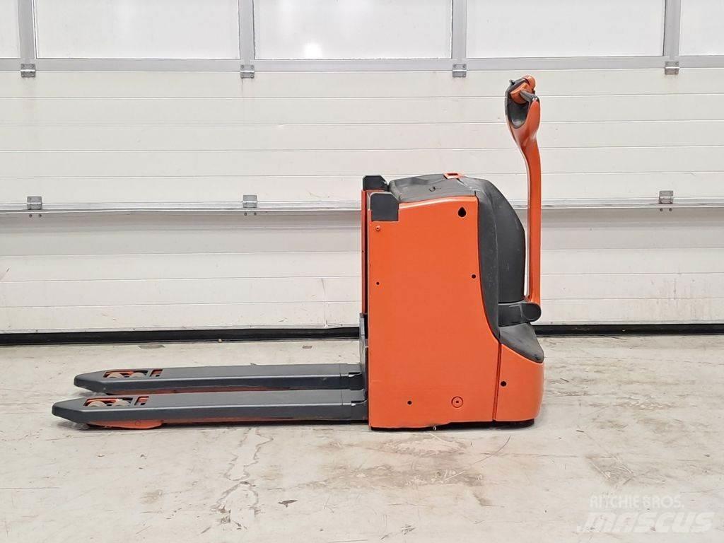 Linde T16L 手动码垛机