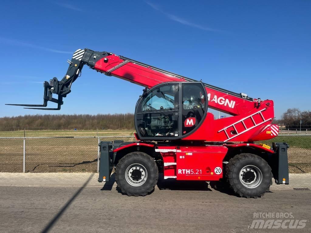 Magni RTH 5.21 伸缩臂叉装车|叉装车
