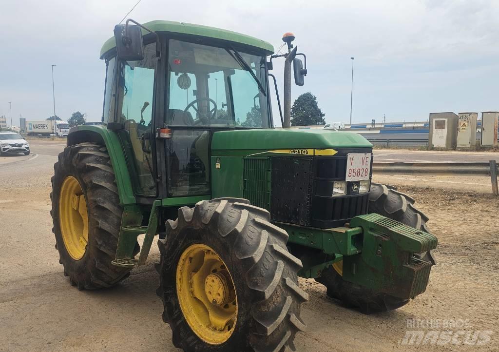 John Deere 6210 拖拉机/农用车
