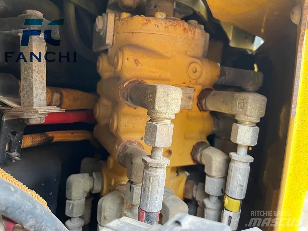 CAT 303.5 C CR 小型挖掘机