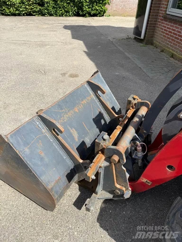 Kubota Toyo 826 小型挖掘机