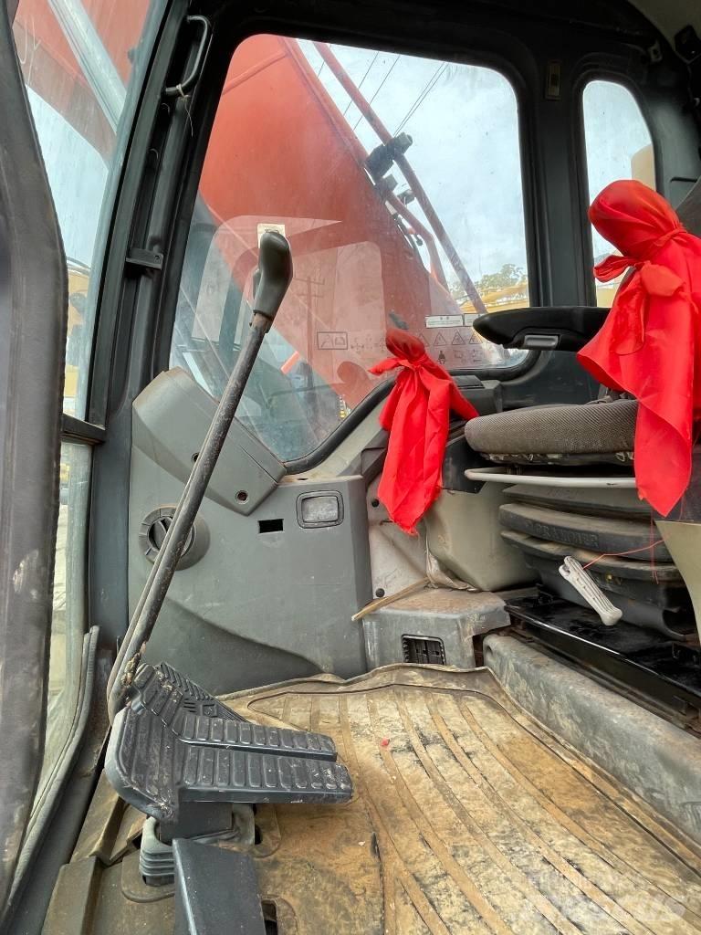Doosan dx150 履带挖掘机