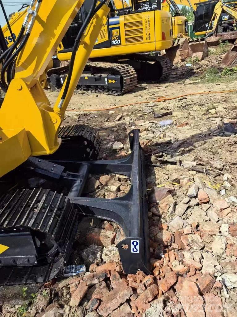 Komatsu PC 56 小型挖掘机
