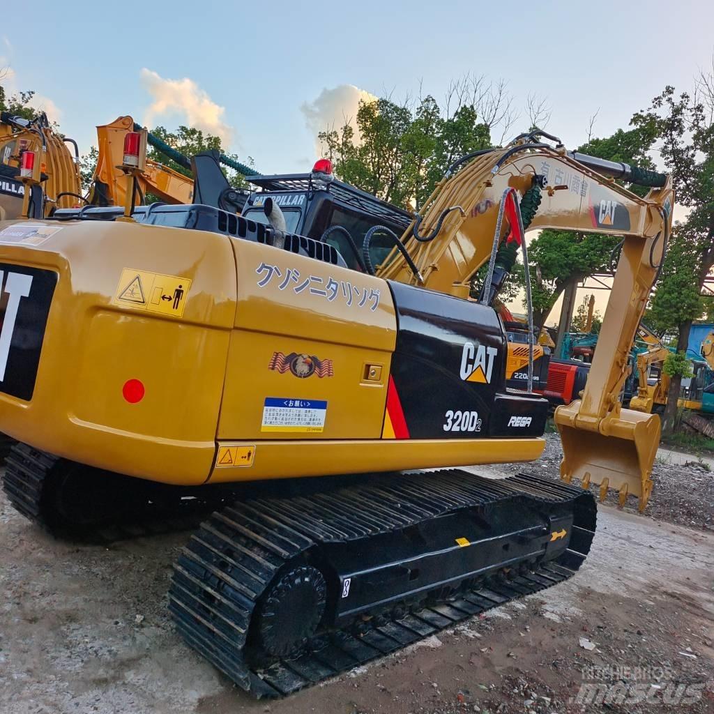 CAT 320 D 履带挖掘机