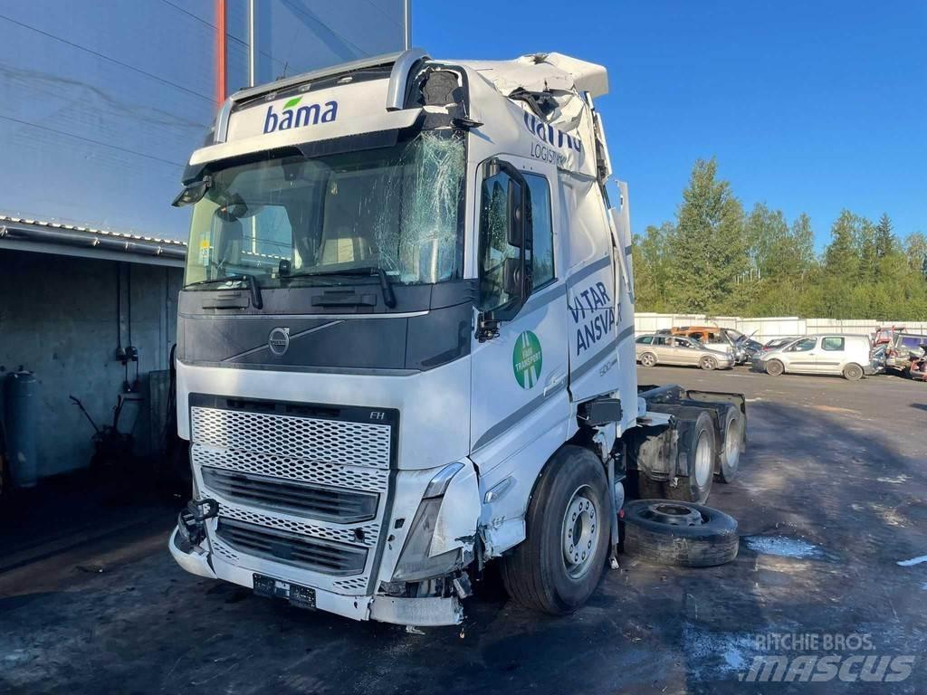 Volvo FH 500 6x2 底盘和悬架