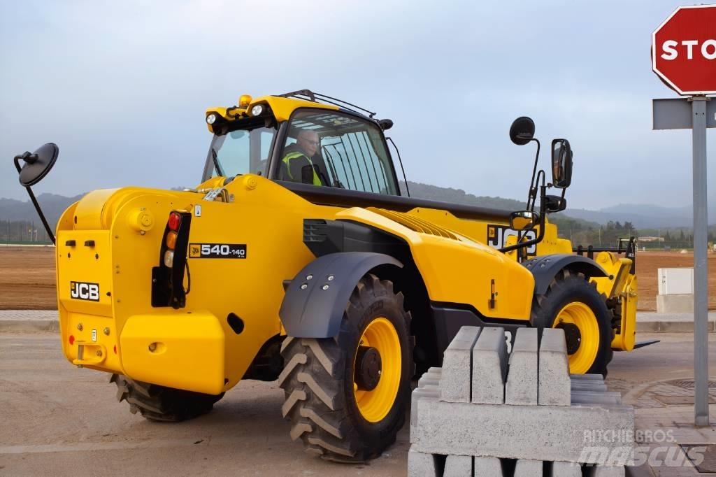 JCB 540-140 伸缩臂叉装车|叉装车