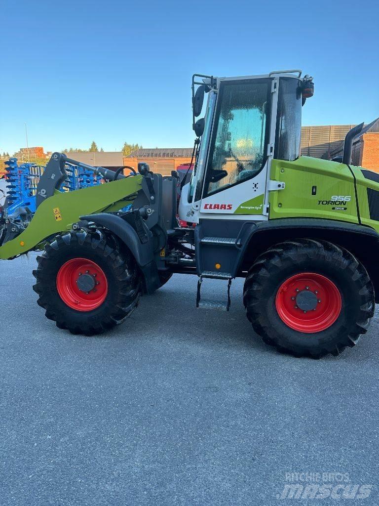 CLAAS Torion 956 前装载和挖掘机