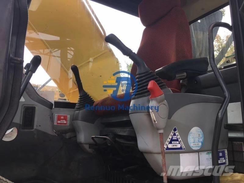 Komatsu PC210-7 履带挖掘机