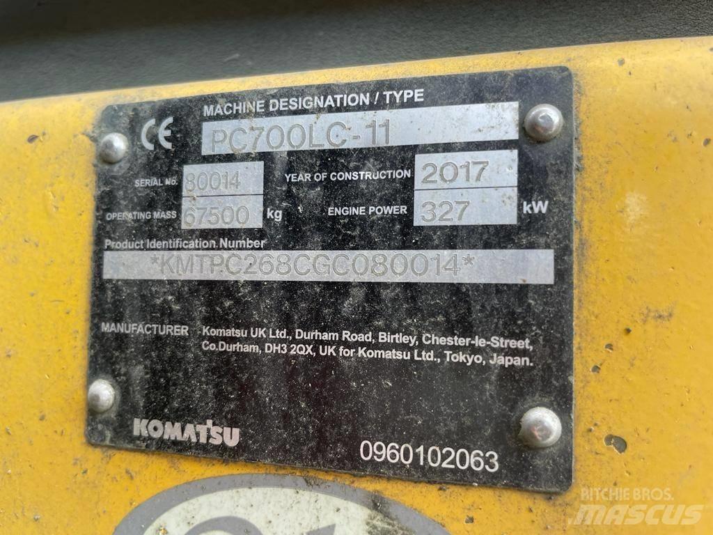 Komatsu PC700LC-11 履带挖掘机