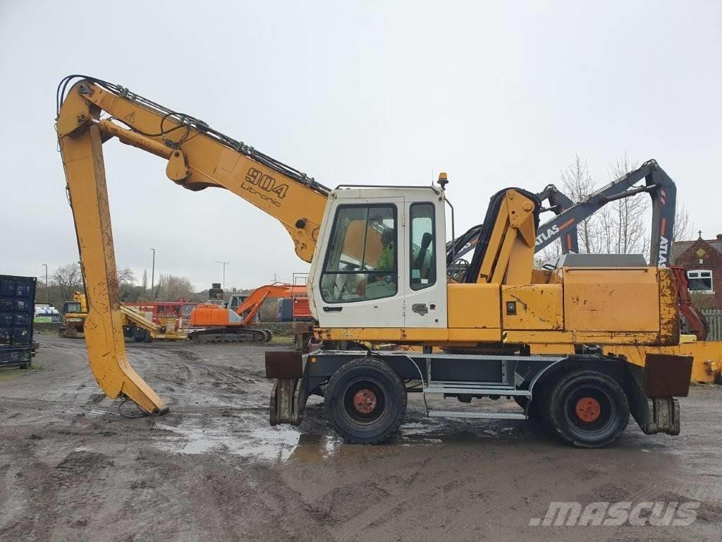 Liebherr A 904 工业挖掘机
