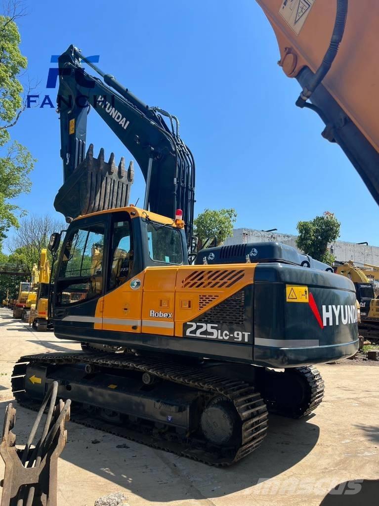 Hyundai 225LC-9t 履带挖掘机