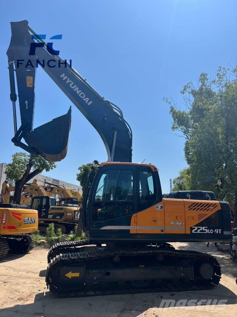 Hyundai 225LC-9t 履带挖掘机