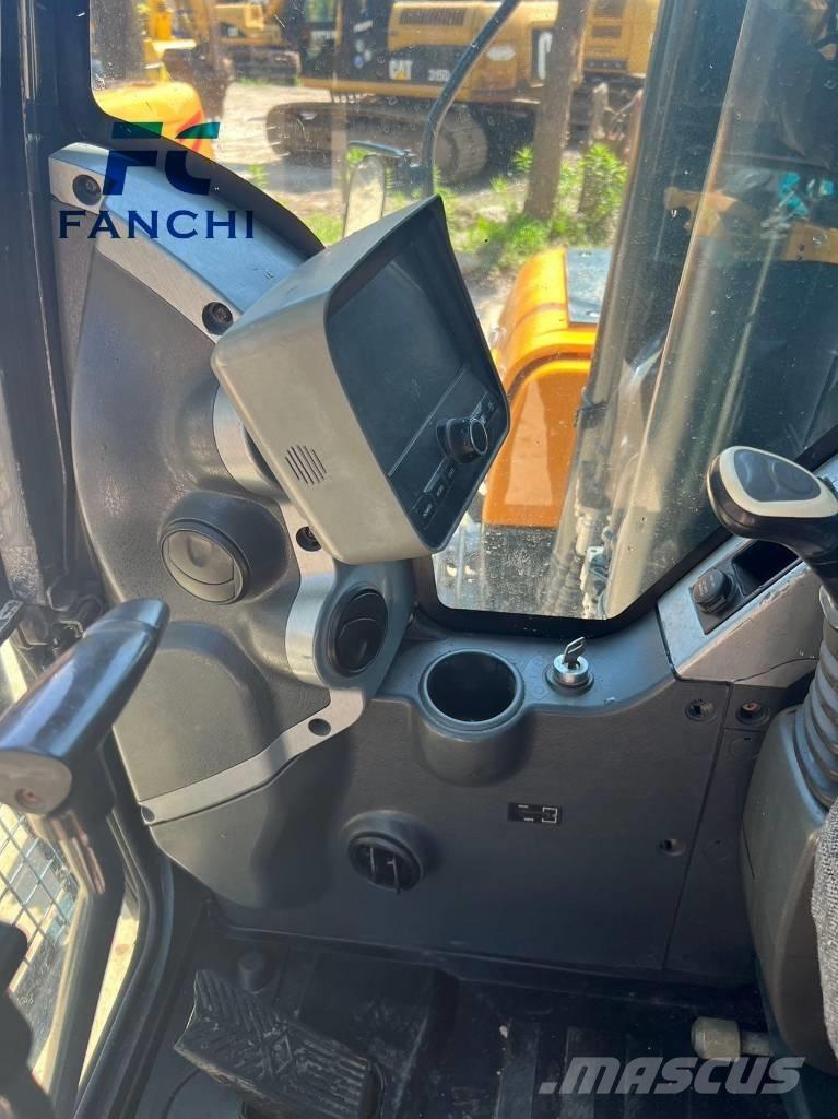 Hyundai 225LC-9t 履带挖掘机