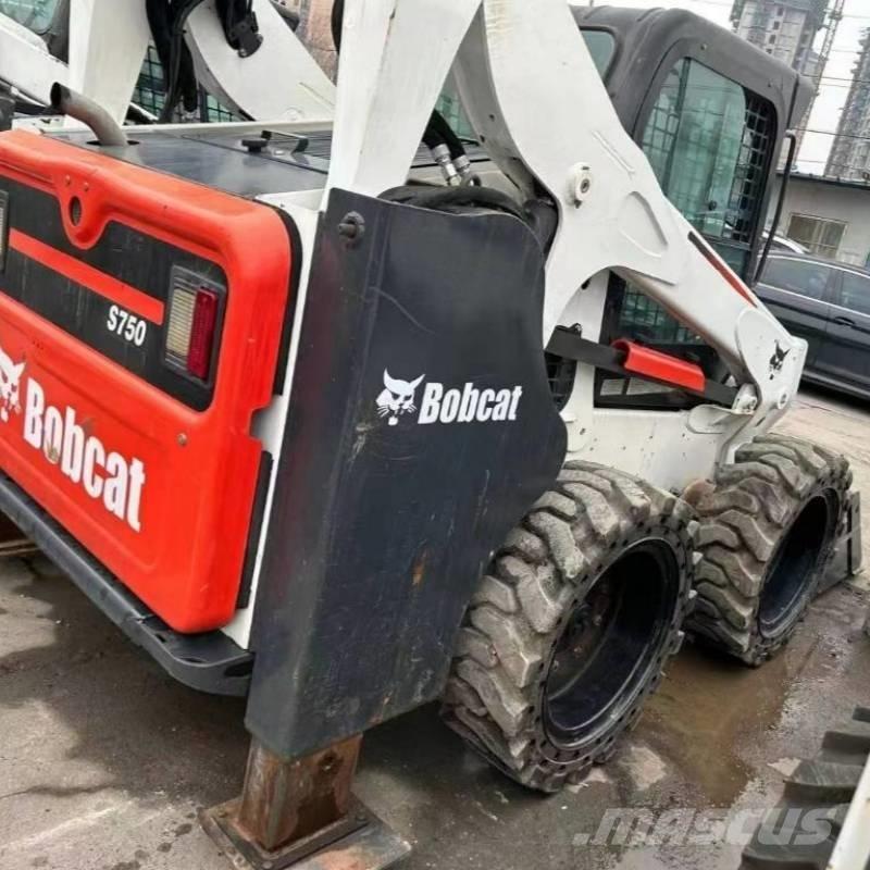 Bobcat S 750 滑移装载机