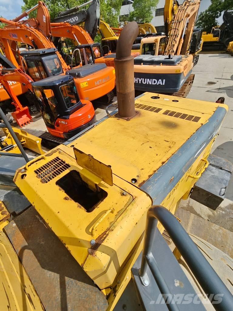 Komatsu WA 500 轮式装载机