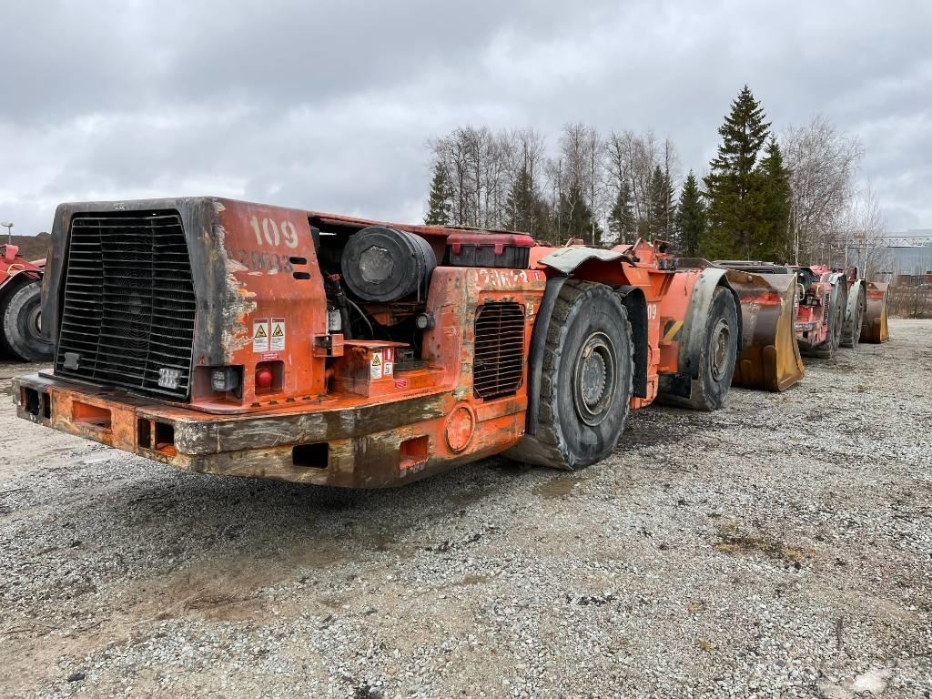 Sandvik LH 514 地下装载机