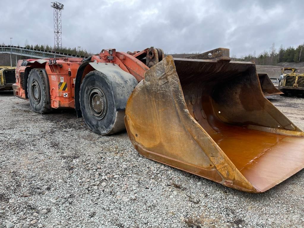 Sandvik LH 514 地下装载机