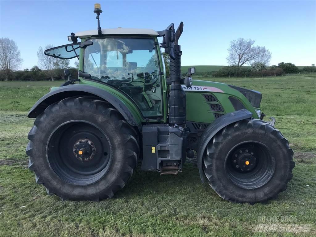 Fendt 724 Vario 拖拉机/农用车