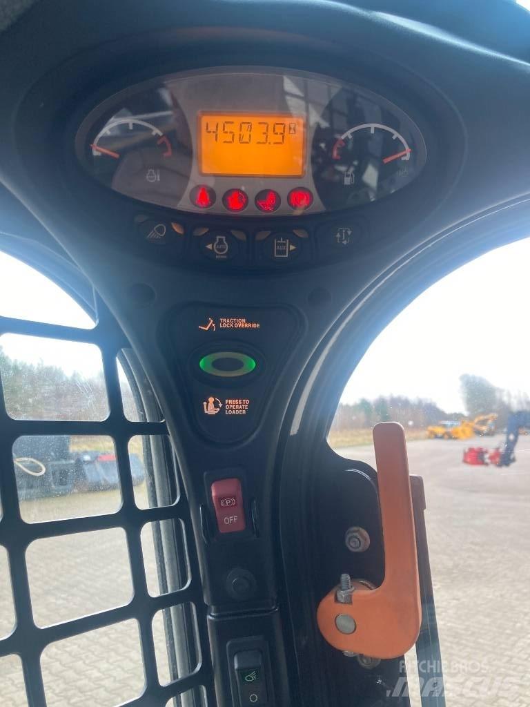 Bobcat T 650 滑移装载机