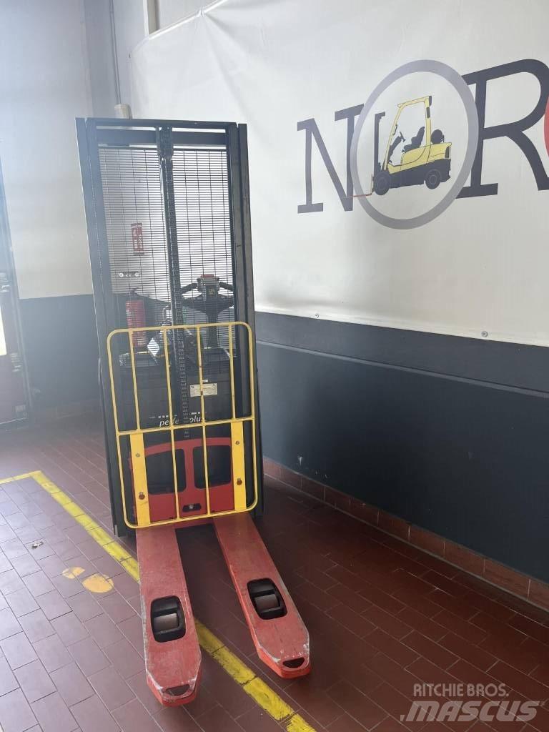 Hyster S1.0E 手摇升降机