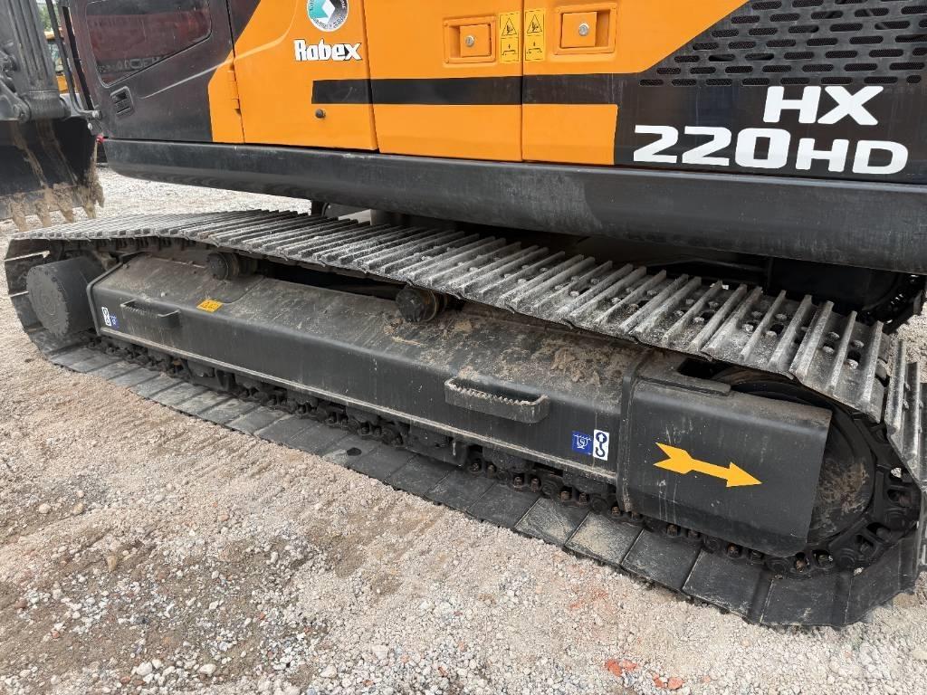 Hyundai HX 220 履带挖掘机