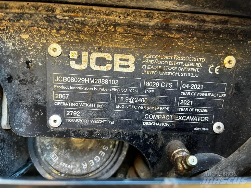 JCB 8029 CTS 小型挖掘机