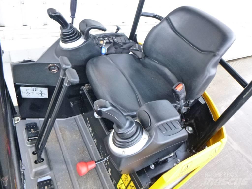 JCB 18Z-1 小型挖掘机