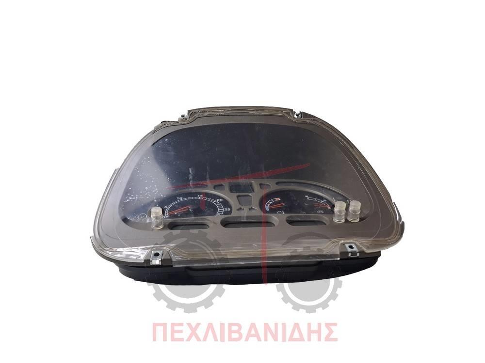 CASE maxxum 驾驶室与内部