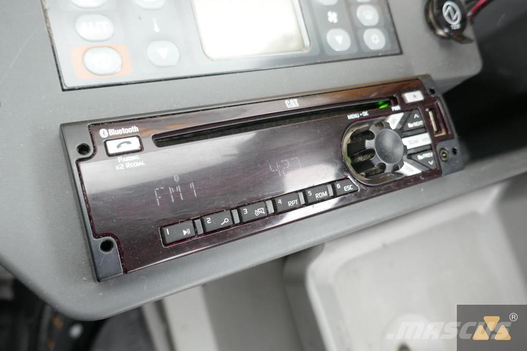 CAT 325F LCR 履带挖掘机