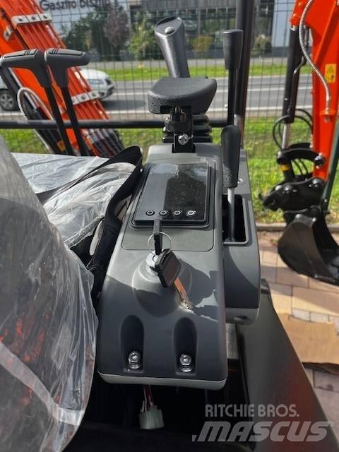 Lonking CDM6020 小型挖掘机