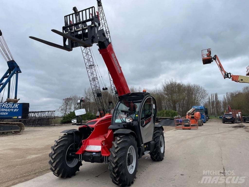 Manitou MT 935 伸缩臂叉装车|叉装车