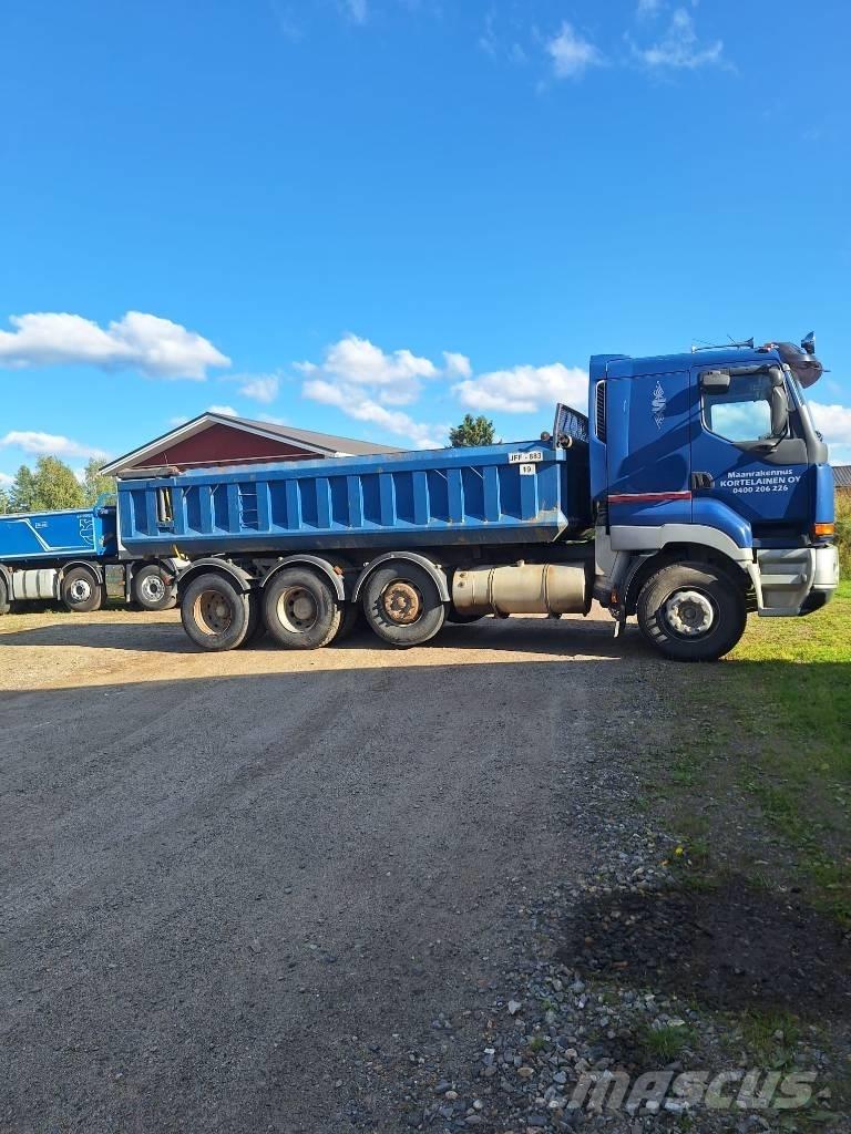 Sisu E12 自卸式货车