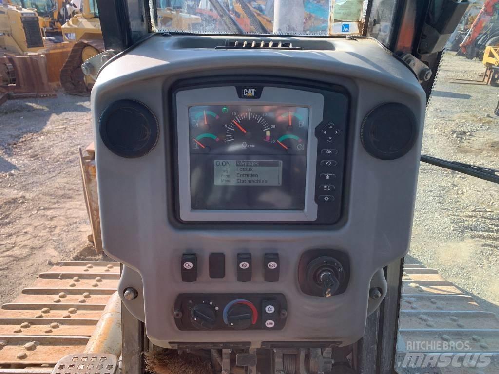 CAT D 6 N 履带式推土机